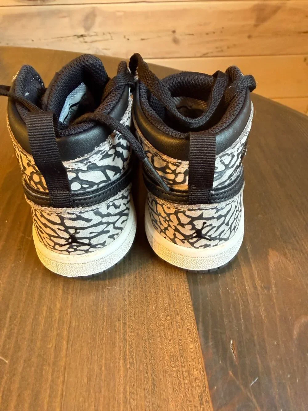 Nike Air Jordan 1 Retro ‘Elephant Print’ Toddler Sneakers 826715-013- SZ 9 C